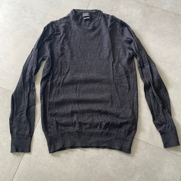 Zara Wool Sweater - Picture 1 of 3